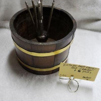 B410 Vintage Half Barrell