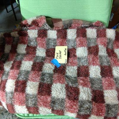 B608 Blanket