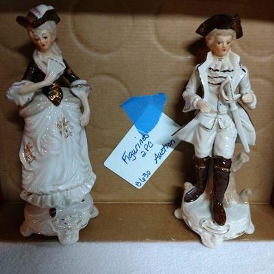 B630 Figurines