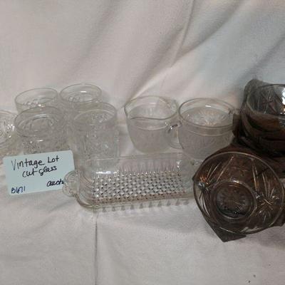 B671 Vintage Dishes