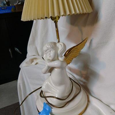 B681 1970' Angel Lamp