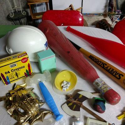 B700 toys