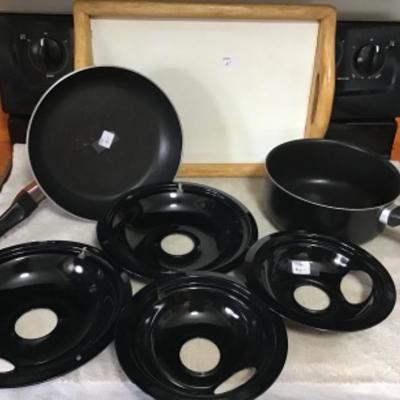 #k4.  Two pans, four burner trays, and tray