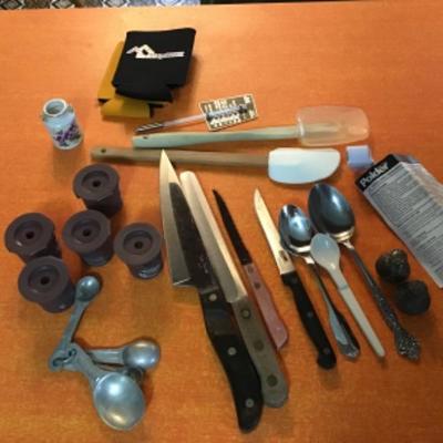 #k40. Polder meat thermometer, Miscellaneous kitchen utensils and Keurig inserts