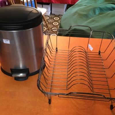 #k41.  Garbage can and dish strainer