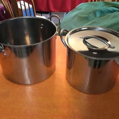 #k42.  Two stock pots