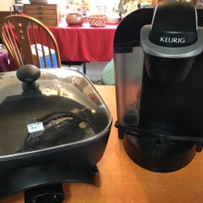 #k44. Keurig coffee maker and electric fry pan