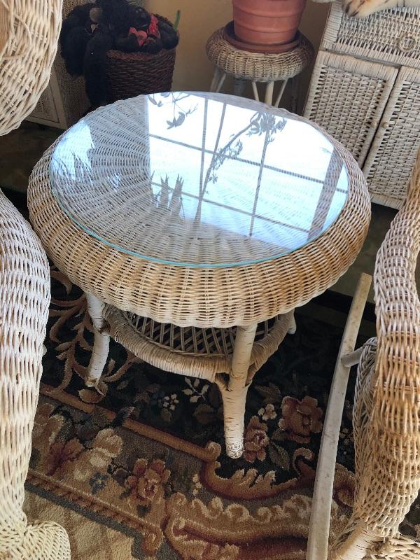 Wicker side table w/ glass top
