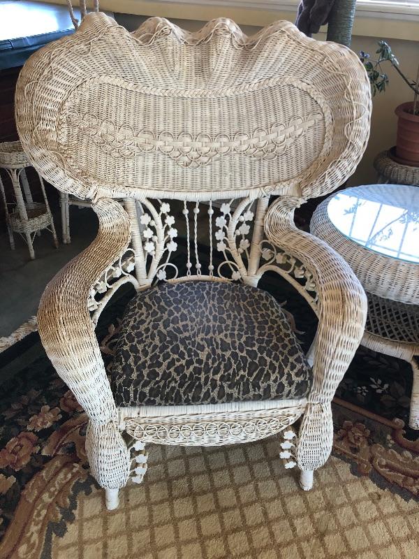 Victorian style wicker chair | EstateSales.org