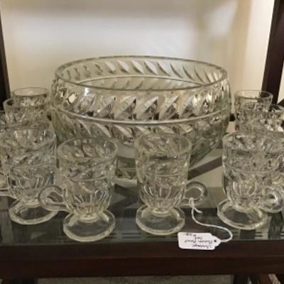 #lr23. Absolutely beautiful vintage punch bowl set with 10 glasses