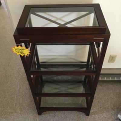 #lr24. Dictionary display stand/podium