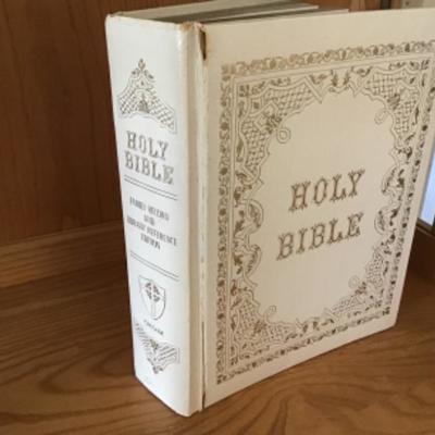 #lr25. Holy Bible