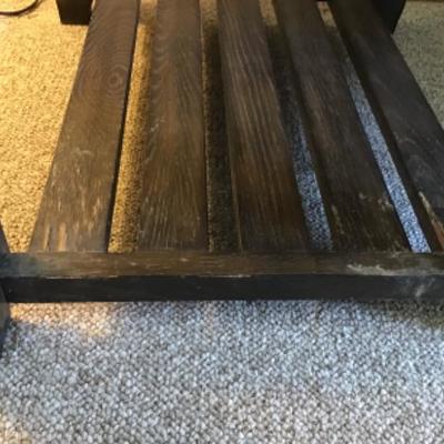 #lr32. Broyhill end table