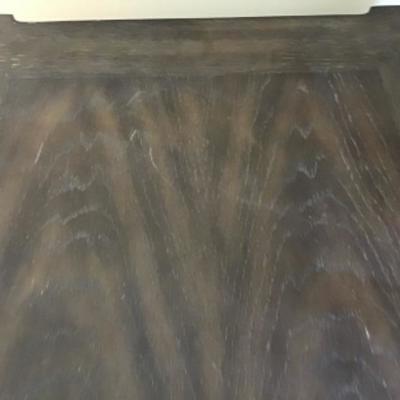 #lr32. Broyhill end table