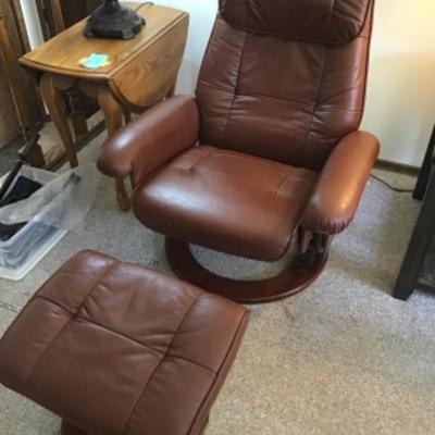 #lr33. Pleather reclining chair and ottoman