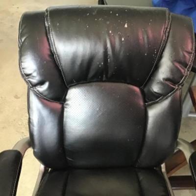 #gar27.  Wood and smoke glass desk with pleather office chair