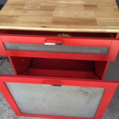 #gar31. Red cabinet/island
