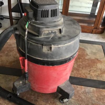 #gar39.  Shop vac