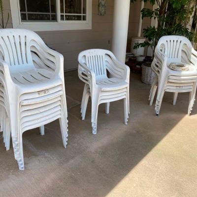 20 outdoor white plastic chairs 