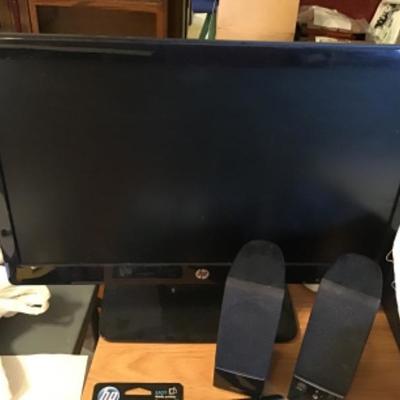 #fr28. HP computer, monitor, CPU, keyboard, mouse, printer and desk