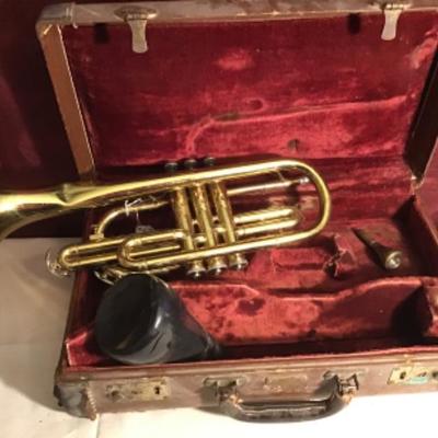 #fr37.  Vintage trumpet with case. Made by Pan-American