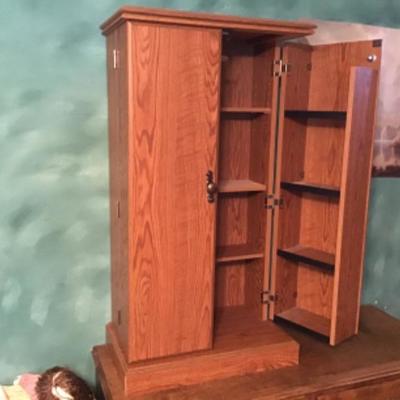 #fr69. DVD cabinet