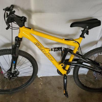 gravity fsx 1.0 mountain bike