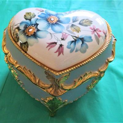 Porcelain Heart Music Box Blue Floral Gold Styled by MELE Co. JAPAN