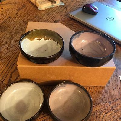 4 pottery bowls 