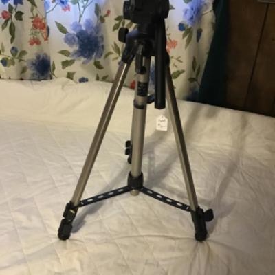 #DBR-13. Tripod
