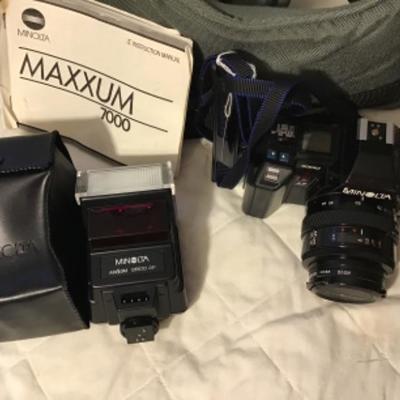 #DBR-19.  Minolta Maxxum 7000 with case and flash