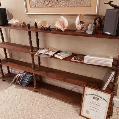 Wooden shelf unit