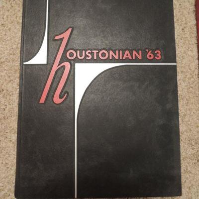 Yearbook: University of Houston 1963