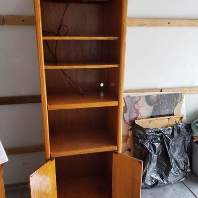 Oak bookcase display unit