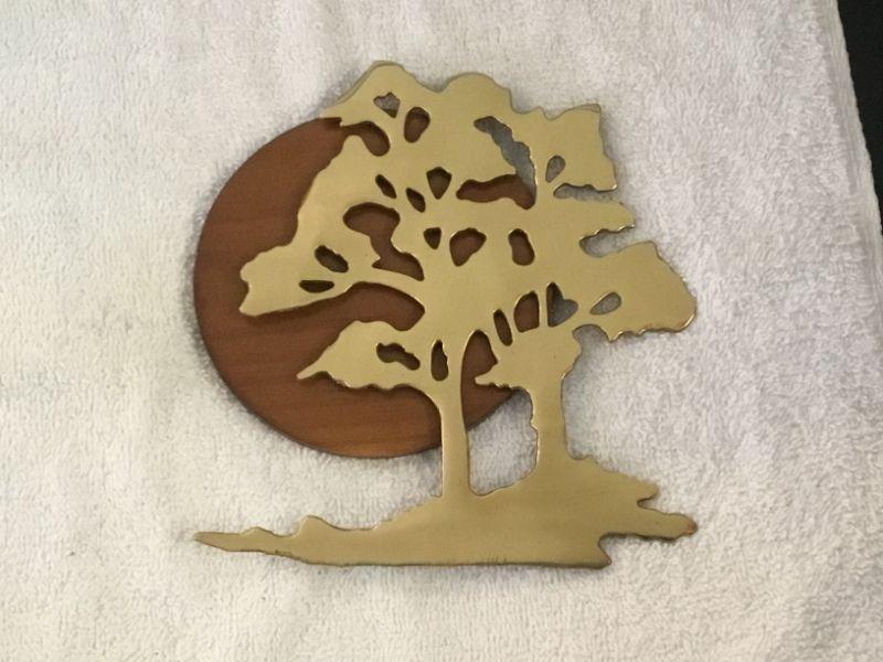 Vintage brass wall decor | EstateSales.org