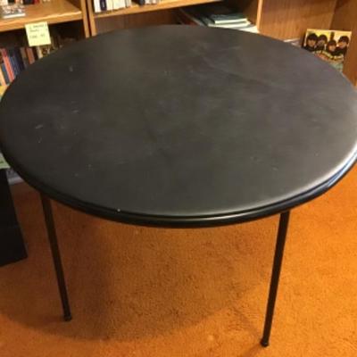 #dbr80.  40 inch round card table