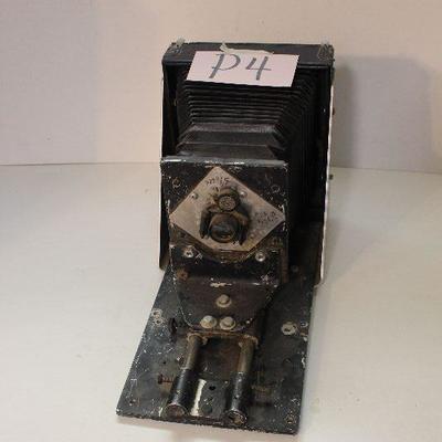 P4-Large Display Folding Old Portrait Bellows Camera Mounted on Plate -Untested