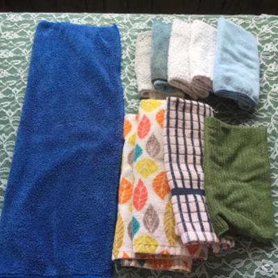 #mb21.  Four kitchen towels and cleaning towels