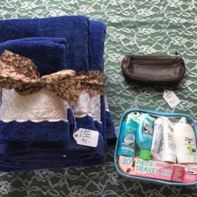#mb22.  Set of blue bath towels, travel kit