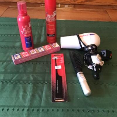 #gb44.   Hairdryer, moose, spray and miscellaneous