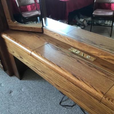 #gb59.  Freestanding lighted headboard with storage, fits up to king size bed