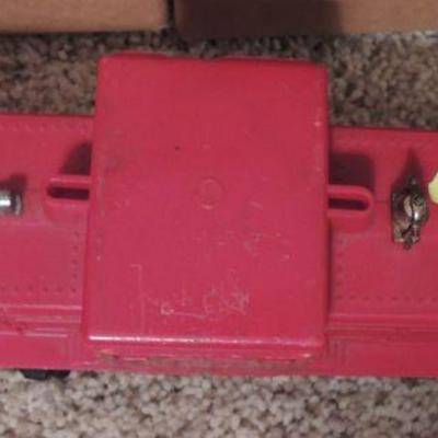 LIONEL RED Caboose Train