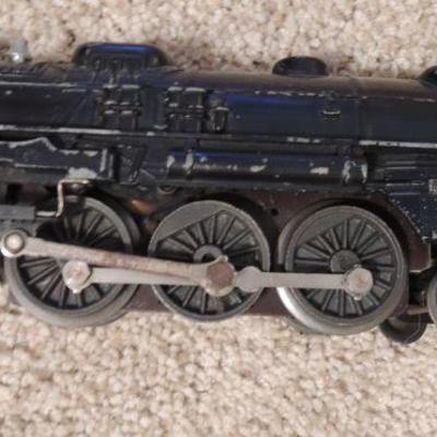 LIONEL TRAIN SET 4 pc Engine Cars Caboose NYC 