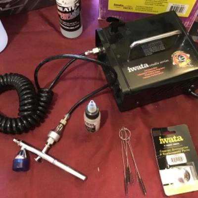 #tr1.  Iwata beginner airbrush set â€”- like new!