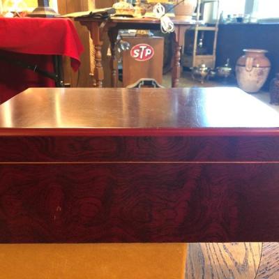 Cigar Humidor - Cherrywood