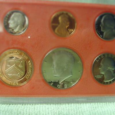 1982 Mint Proof Set