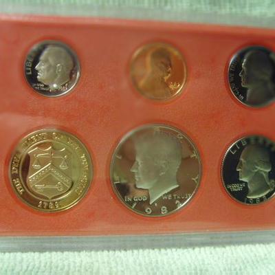 1982 Mint Proof Set 
