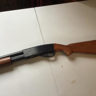 #mb8.  Smith and Wesson model 916A rifle â€” 12 ga.