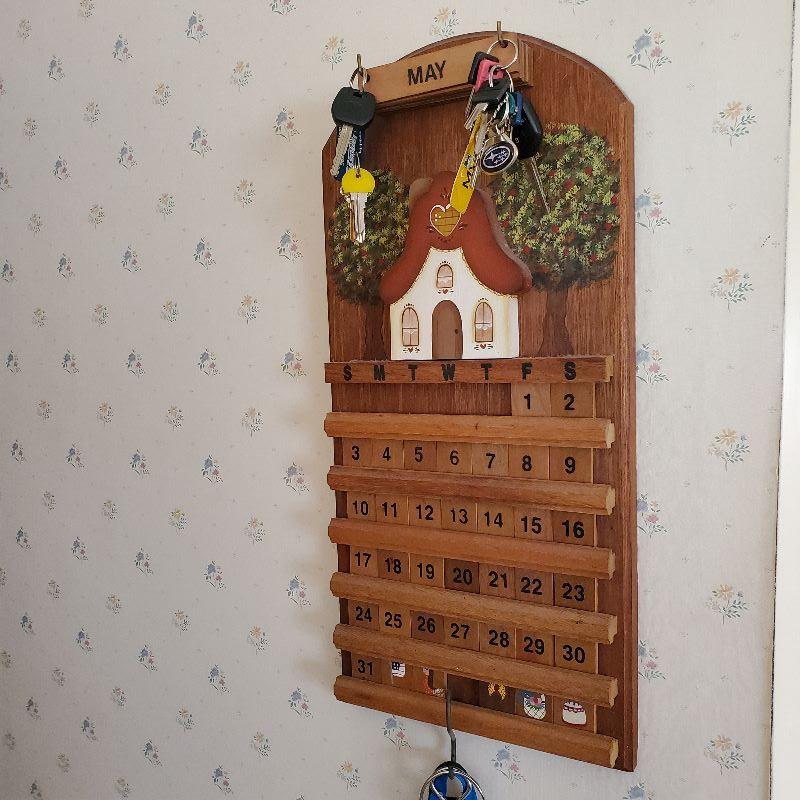 Craft calendar