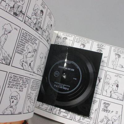 Lot 248 - Bloom County Babylon & Billy and the Boingers Bootleg Books